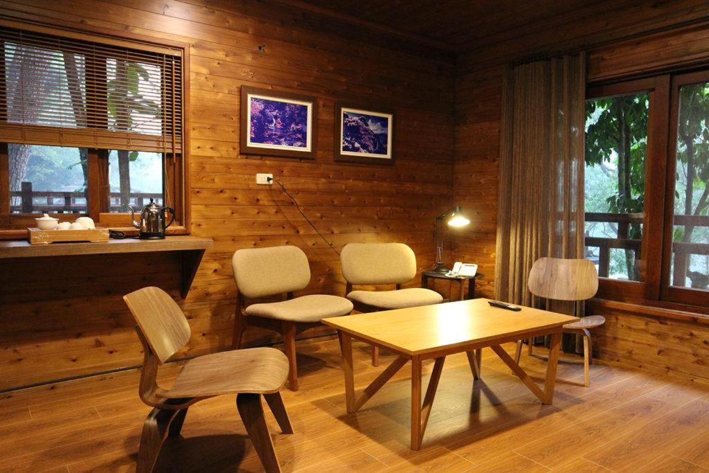 Taichung Business Hotel - Immortals Hills 허핑 외부 사진